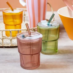 Mug en verre avec paille 4 a