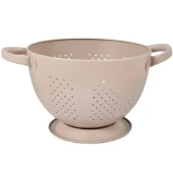 Passoire metal coloree