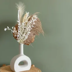 Tiges sechees dans vase